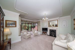 LOUNGE- click for photo gallery